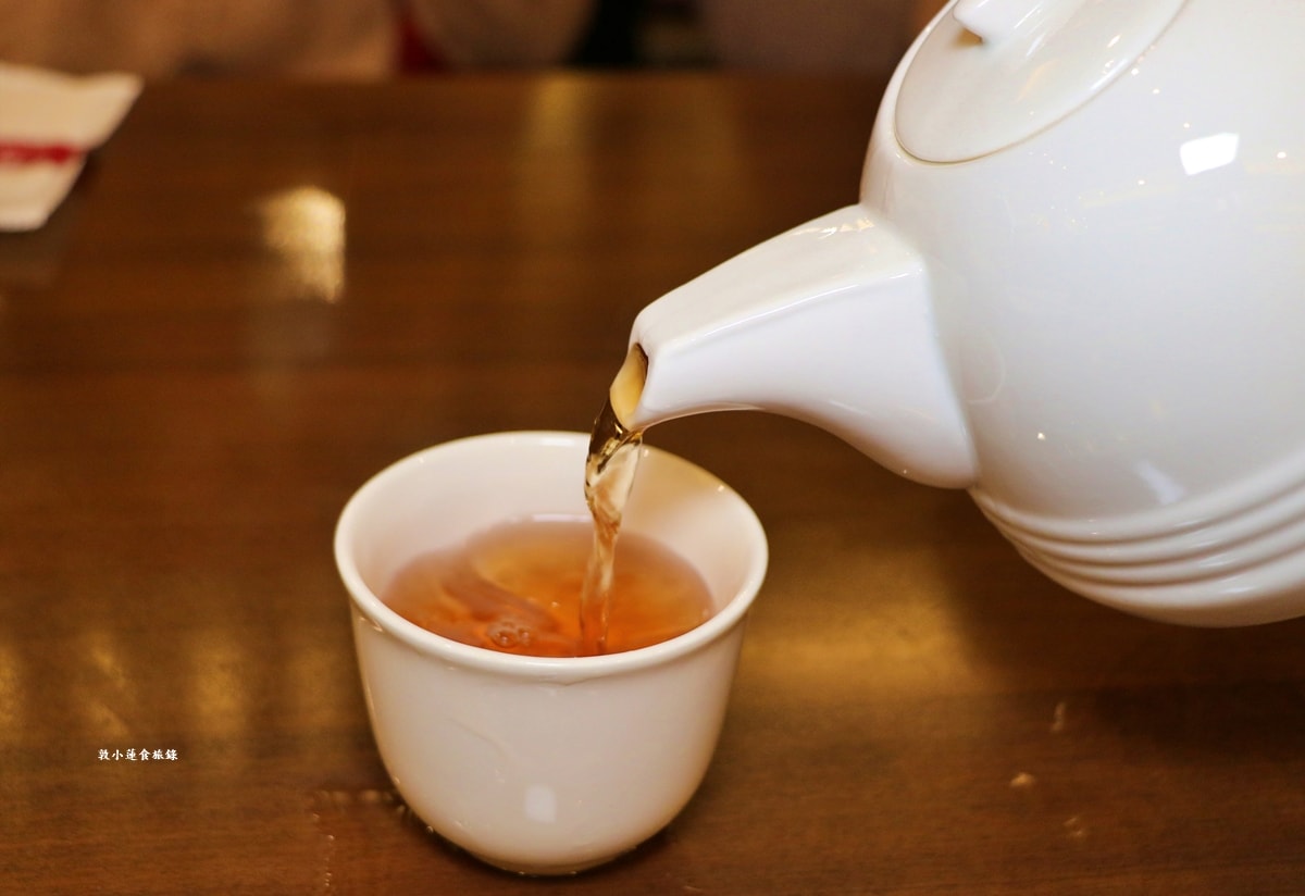 漢來蔬食 佛館店‧簡約禪風空間，五星素食料理，單點、合菜都很適合