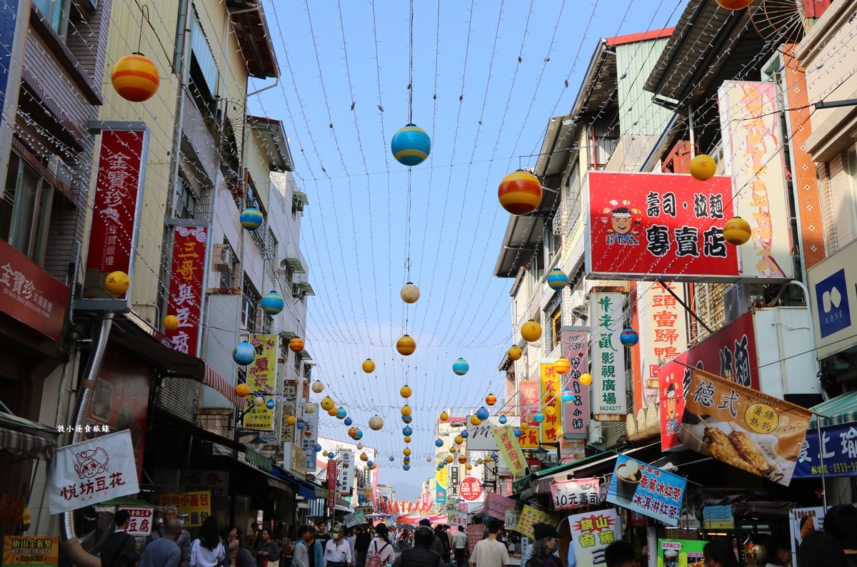 2025遊旗山‧蛇舞迎春逛老街,旗山老街、武德殿、孔子廟、旗山溪地景步道橋一日慢遊 - 第5張圖 2025遊旗山‧蛇舞迎春逛老街,旗山老街、武德殿、孔子廟、旗山溪地景步道橋一日慢遊