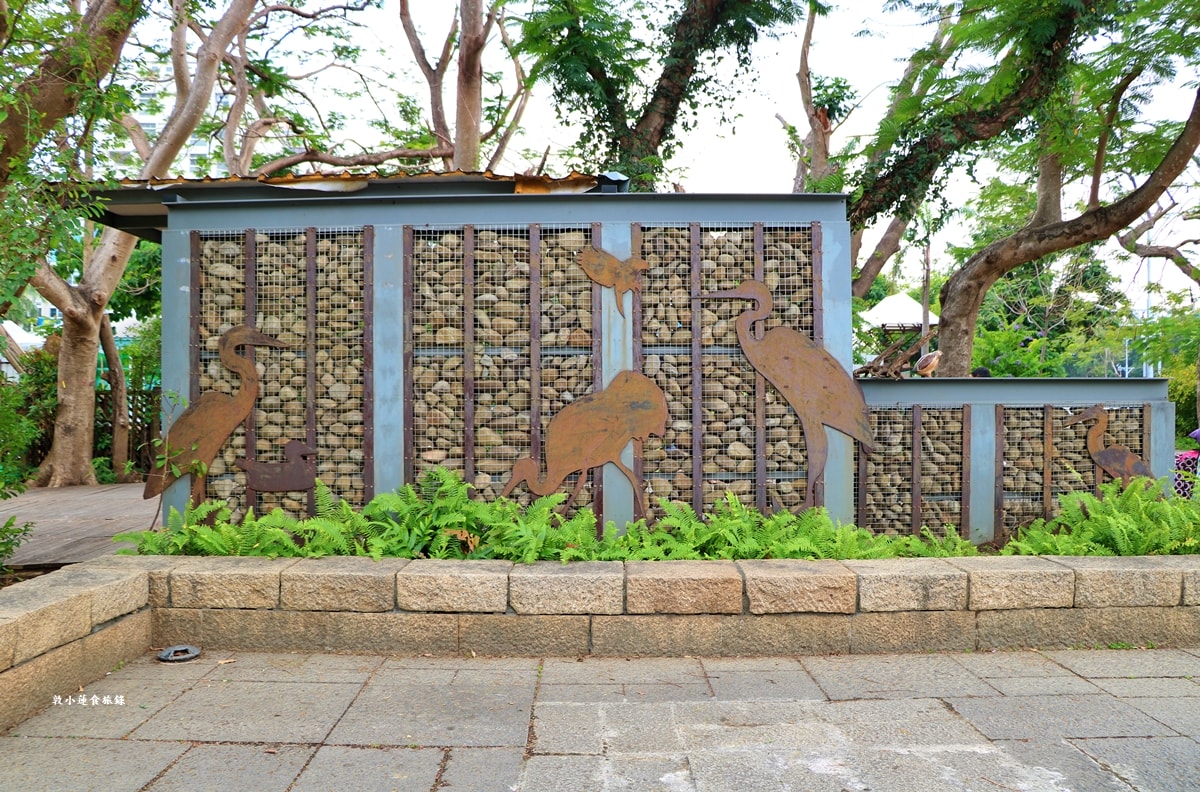 鳥松濕地公園‧自然生態教學為主的濕地公園,內有93種鳥類,喜愛鳥寶你絕不能錯過的生態公園 - 第3張圖 鳥松濕地公園‧自然生態教學為主的濕地公園,內有93種鳥類,喜愛鳥寶你絕不能錯過的生態公園