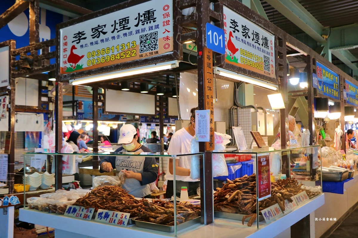 蚵仔寮魚貨直銷中心‧現捕現撈現料理的蚵仔寮漁港,純樸漁港市場,假日採買的好地方 - 第8張圖 蚵仔寮魚貨直銷中心‧現捕現撈現料理的蚵仔寮漁港,純樸漁港市場,假日採買的好地方