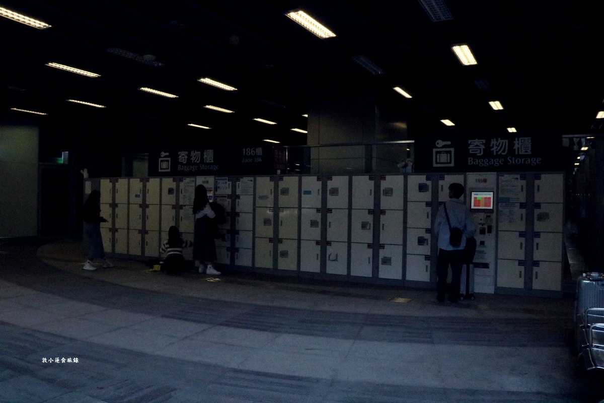 高雄車站‧歷經20年工程的火車站,結合節能設計與流線美學雲朵天棚,空中綠洲花園改寫車站新風貌 - 第40張圖 高雄車站‧歷經20年工程的火車站,結合節能設計與流線美學雲朵天棚,空中綠洲花園改寫車站新風貌