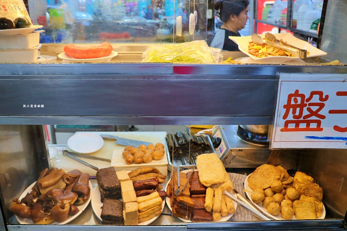 無餓不坐麵食館‧傳統麵食館,5種麵條多種選擇,滷味小菜不能錯過 - 第3張圖 無餓不坐麵食館‧傳統麵食館,5種麵條多種選擇,滷味小菜不能錯過