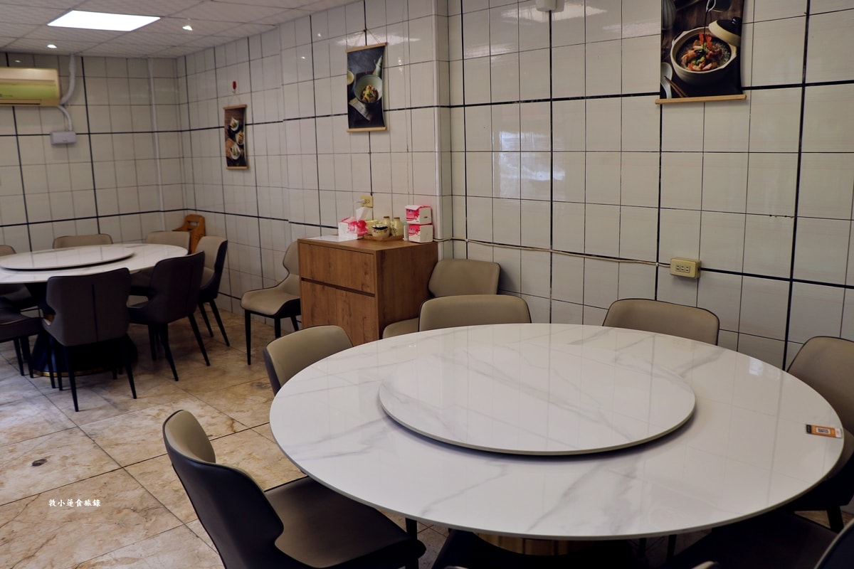 好事泰點心麵店‧香港師傅駐店料理純正港茶,秘製豬扒乾麵,蠔皇蒸鳳爪、海鮮韭菜餅、不能錯過脆皮焗叉燒包 - 第4張圖 好事泰點心麵店‧香港師傅駐店料理純正港茶,秘製豬扒乾麵,蠔皇蒸鳳爪、海鮮韭菜餅、不能錯過脆皮焗叉燒包