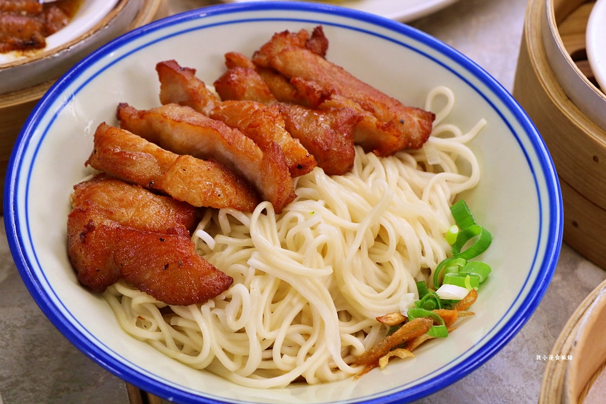 好事泰點心麵店‧香港師傅駐店料理純正港茶,秘製豬扒乾麵,蠔皇蒸鳳爪、海鮮韭菜餅、不能錯過脆皮焗叉燒包 - 第23張圖 好事泰點心麵店‧香港師傅駐店料理純正港茶,秘製豬扒乾麵,蠔皇蒸鳳爪、海鮮韭菜餅、不能錯過脆皮焗叉燒包