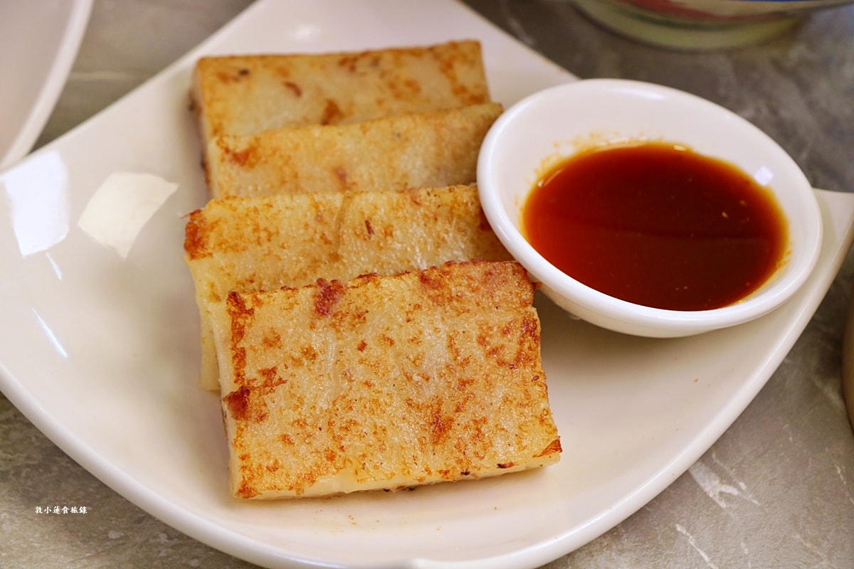好事泰點心麵店‧香港師傅駐店料理純正港茶,秘製豬扒乾麵,蠔皇蒸鳳爪、海鮮韭菜餅、不能錯過脆皮焗叉燒包 - 第7張圖 好事泰點心麵店‧香港師傅駐店料理純正港茶,秘製豬扒乾麵,蠔皇蒸鳳爪、海鮮韭菜餅、不能錯過脆皮焗叉燒包