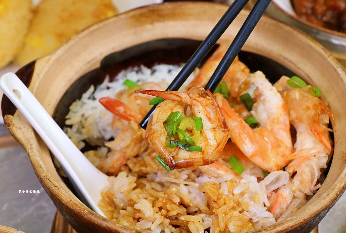 好事泰點心麵店‧香港師傅駐店料理純正港茶,秘製豬扒乾麵,蠔皇蒸鳳爪、海鮮韭菜餅、不能錯過脆皮焗叉燒包 - 第29張圖 好事泰點心麵店‧香港師傅駐店料理純正港茶,秘製豬扒乾麵,蠔皇蒸鳳爪、海鮮韭菜餅、不能錯過脆皮焗叉燒包