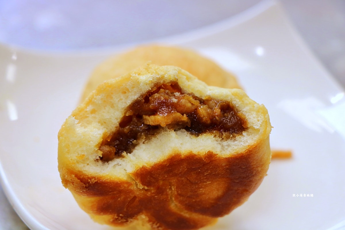 好事泰點心麵店‧香港師傅駐店料理純正港茶,秘製豬扒乾麵,蠔皇蒸鳳爪、海鮮韭菜餅、不能錯過脆皮焗叉燒包 - 第16張圖 好事泰點心麵店‧香港師傅駐店料理純正港茶,秘製豬扒乾麵,蠔皇蒸鳳爪、海鮮韭菜餅、不能錯過脆皮焗叉燒包