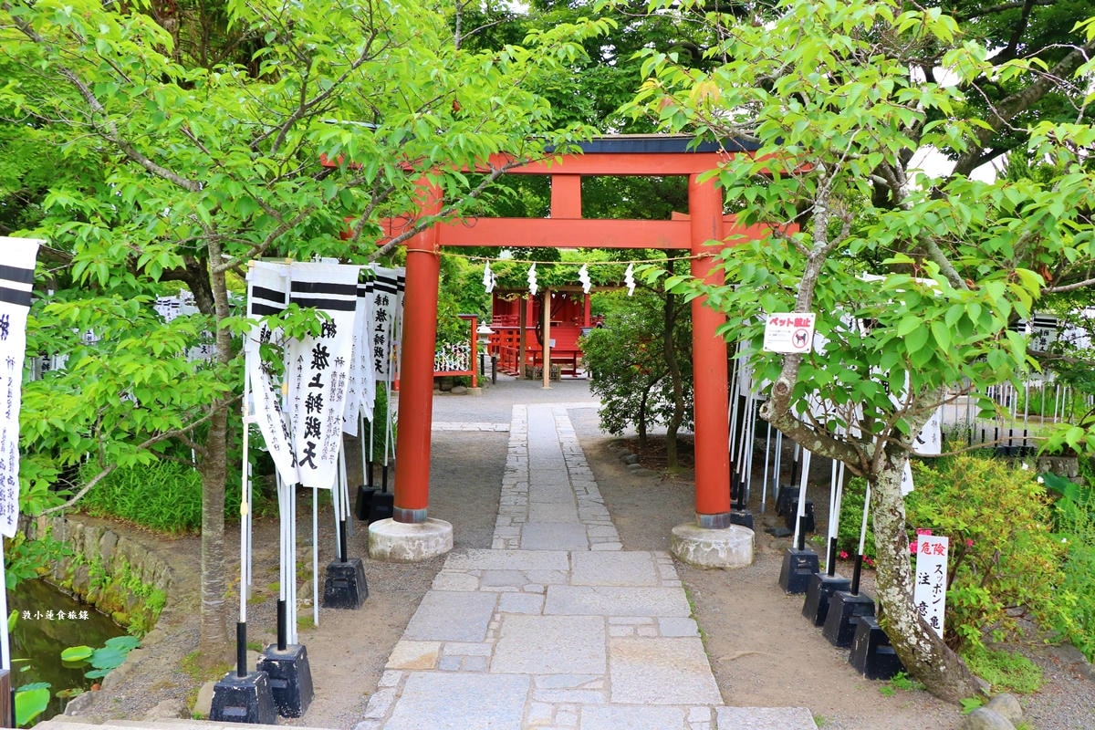 【神奈川鎌倉】鶴岡八幡宮‧800年歷史的神社,供奉武士守護神八幡神,賞櫻期必訪神社 - 第10張圖 【神奈川鎌倉】鶴岡八幡宮‧800年歷史的神社,供奉武士守護神八幡神,賞櫻期必訪神社