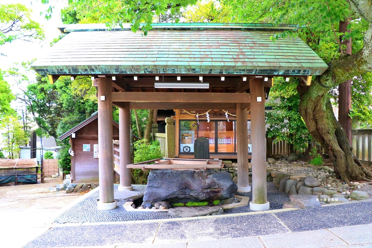 【神奈川橫濱】伊勢山皇大神宮‧有著關東伊勢神宮的稱號，也是橫濱的守護神社，春天的落櫻不可錯過