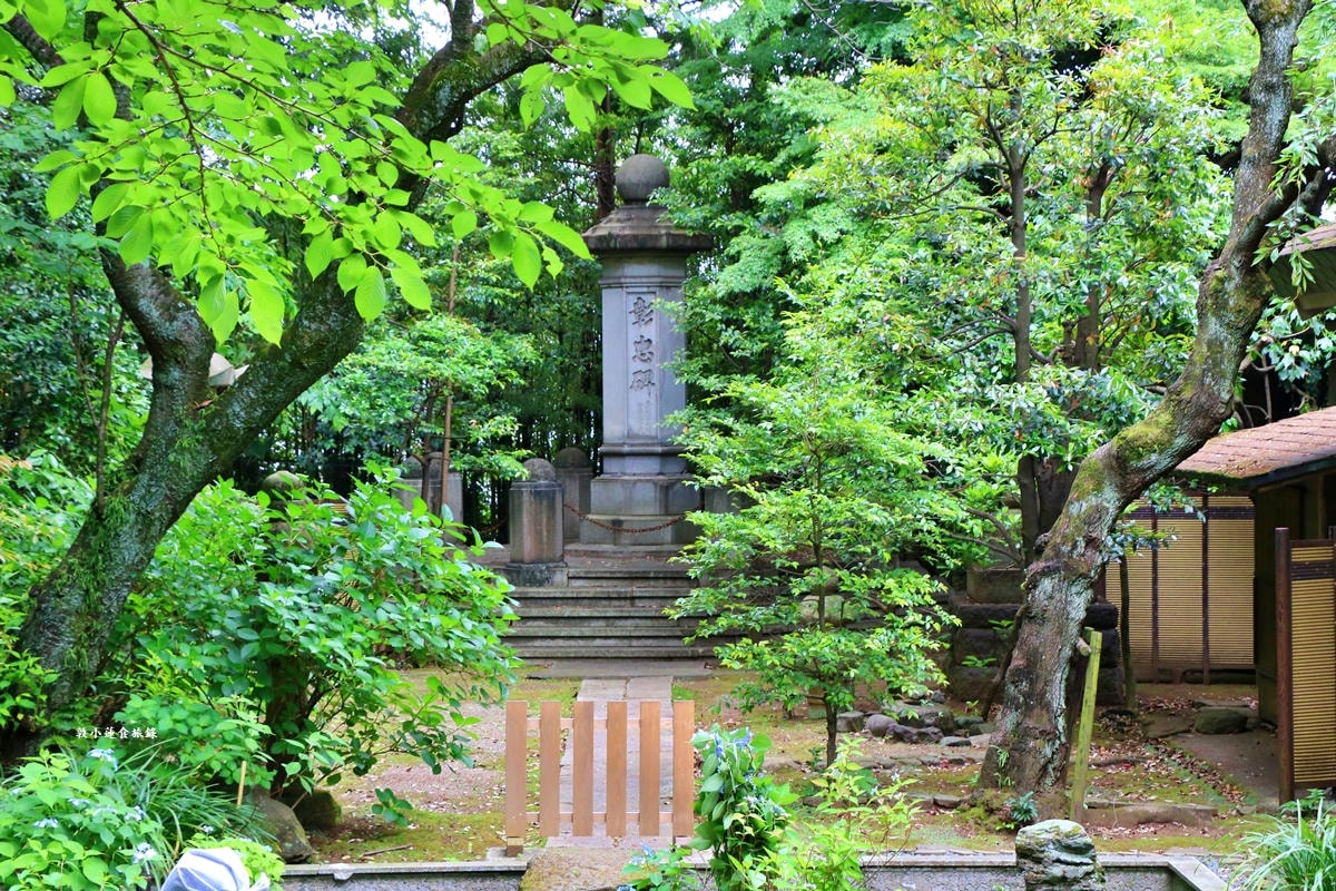 【神奈川橫濱】伊勢山皇大神宮‧有著關東伊勢神宮的稱號，也是橫濱的守護神社，春天的落櫻不可錯過