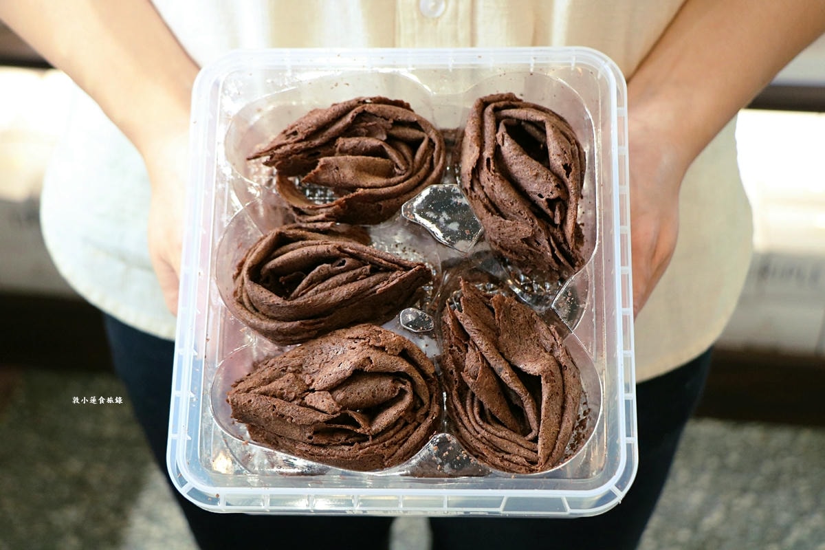 2025 最強伴手禮就選它!!脆滴滴水滴厚蛋捲！團購美食新寵兒，厚實酥脆水滴蛋捲越吃越刷嘴!!