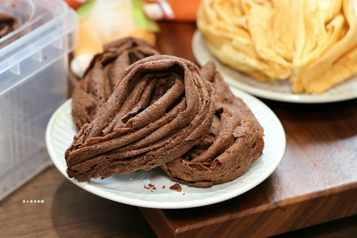2025 最強伴手禮就選它!!脆滴滴水滴厚蛋捲！團購美食新寵兒，厚實酥脆水滴蛋捲越吃越刷嘴!!