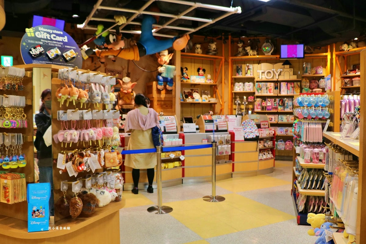 【神奈川橫濱】米奇ディズニーストア横浜アット店‧迪士尼商店DISNEY STORE，眾人喜愛的米奇、米妮、唐老鴨周邊商品通通有