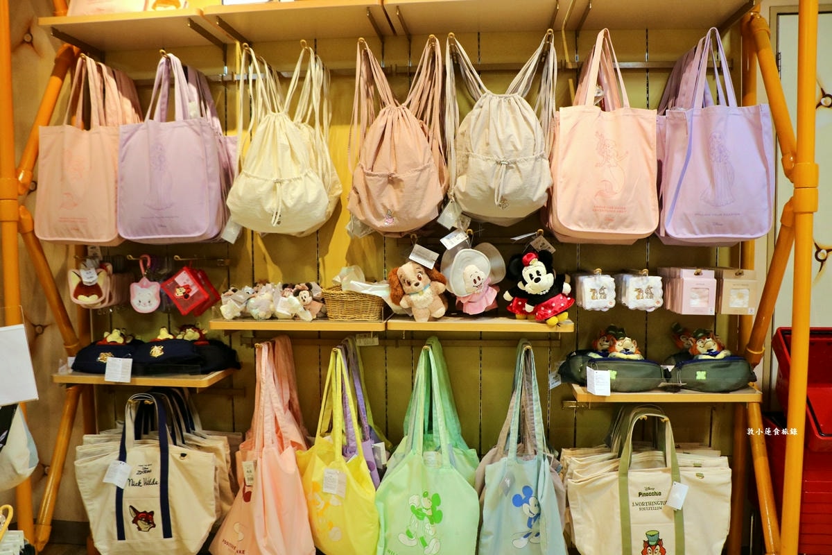 【神奈川橫濱】米奇ディズニーストア横浜アット店‧迪士尼商店DISNEY STORE，眾人喜愛的米奇、米妮、唐老鴨周邊商品通通有