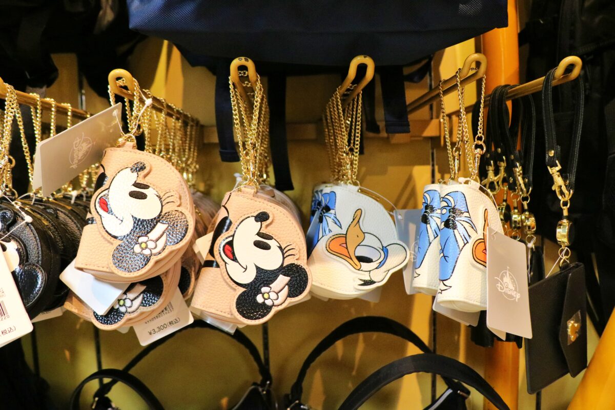 【神奈川橫濱】米奇ディズニーストア横浜アット店‧迪士尼商店DISNEY STORE，眾人喜愛的米奇、米妮、唐老鴨周邊商品通通有