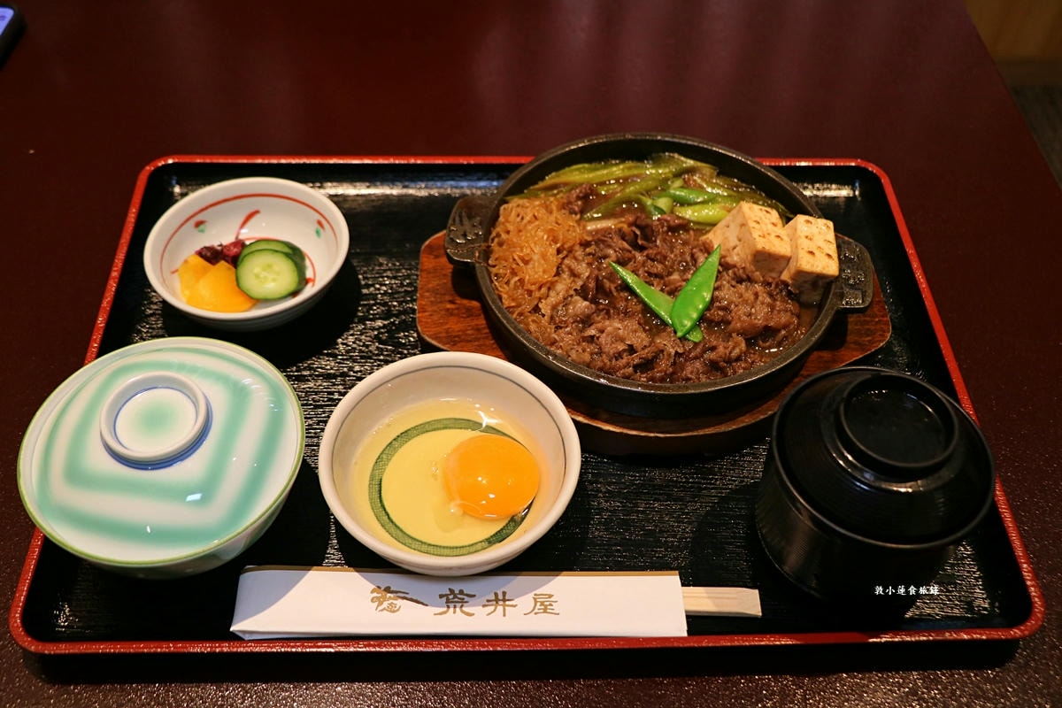 【神奈川橫濱】荒井屋牛鍋 萬國橋店‧明治23年開業,135年壽喜燒牛肉火鍋老店,橫濱不可錯過的排隊老店 - 第16張圖 【神奈川橫濱】荒井屋牛鍋 萬國橋店‧明治23年開業,135年壽喜燒牛肉火鍋老店,橫濱不可錯過的排隊老店