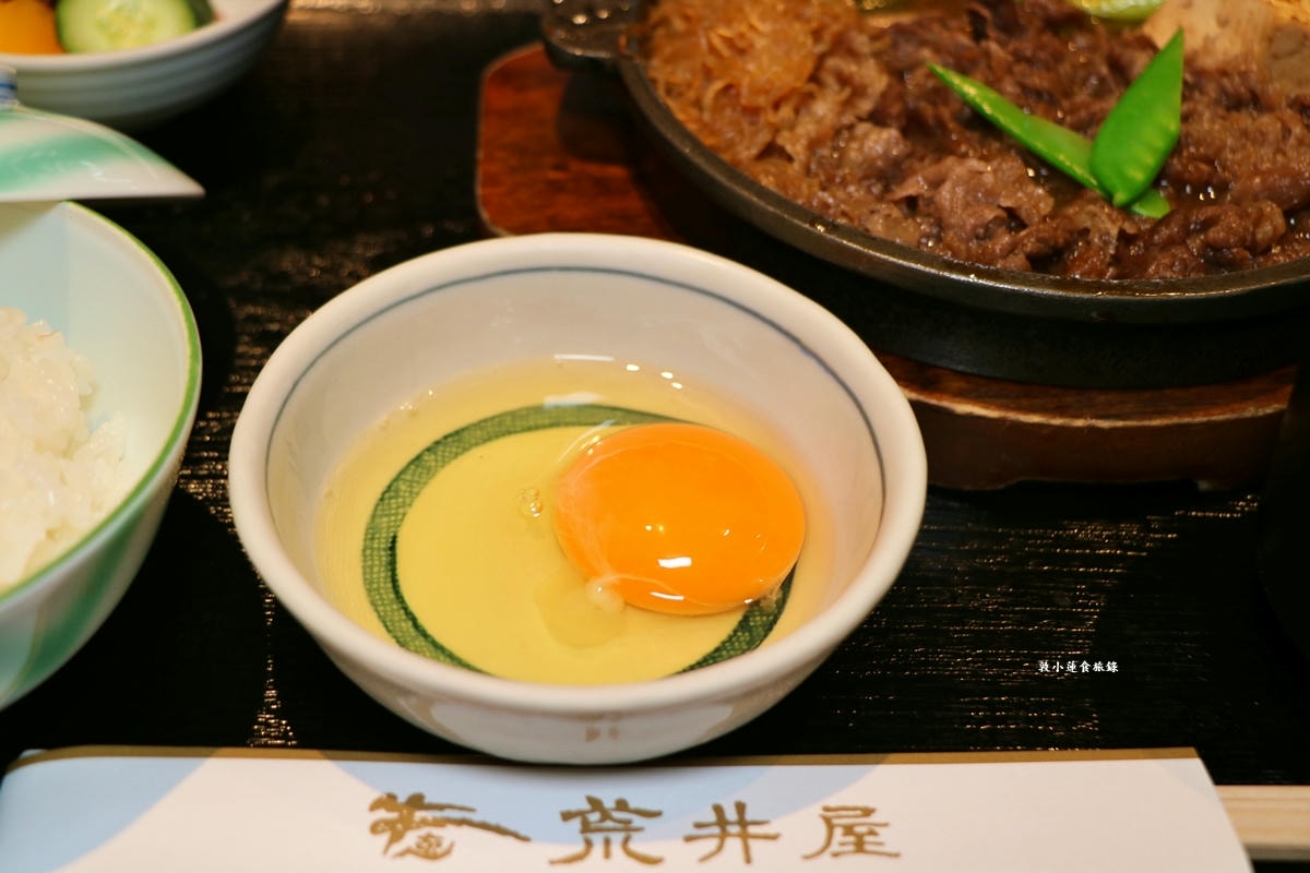 【神奈川橫濱】荒井屋牛鍋 萬國橋店‧明治23年開業,135年壽喜燒牛肉火鍋老店,橫濱不可錯過的排隊老店 - 第19張圖 【神奈川橫濱】荒井屋牛鍋 萬國橋店‧明治23年開業,135年壽喜燒牛肉火鍋老店,橫濱不可錯過的排隊老店