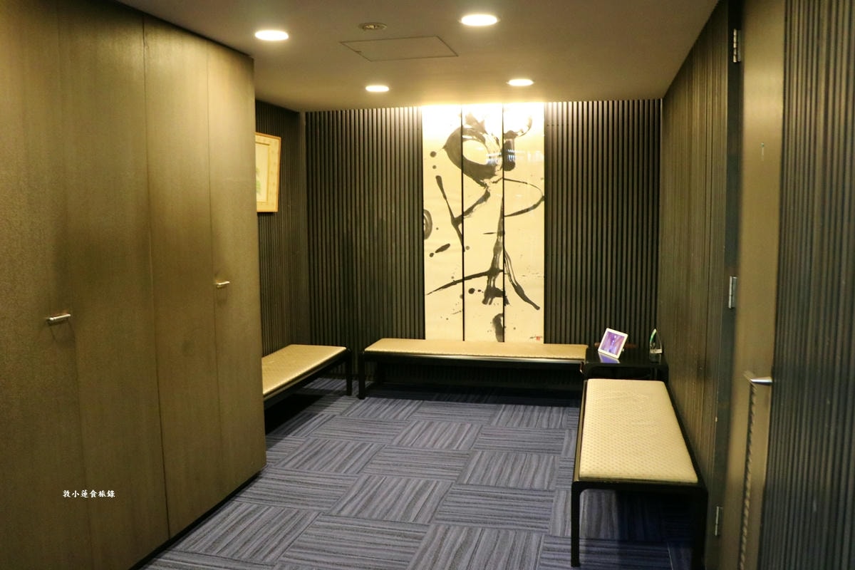 【神奈川橫濱】荒井屋牛鍋 萬國橋店‧明治23年開業,135年壽喜燒牛肉火鍋老店,橫濱不可錯過的排隊老店 - 第7張圖 【神奈川橫濱】荒井屋牛鍋 萬國橋店‧明治23年開業,135年壽喜燒牛肉火鍋老店,橫濱不可錯過的排隊老店