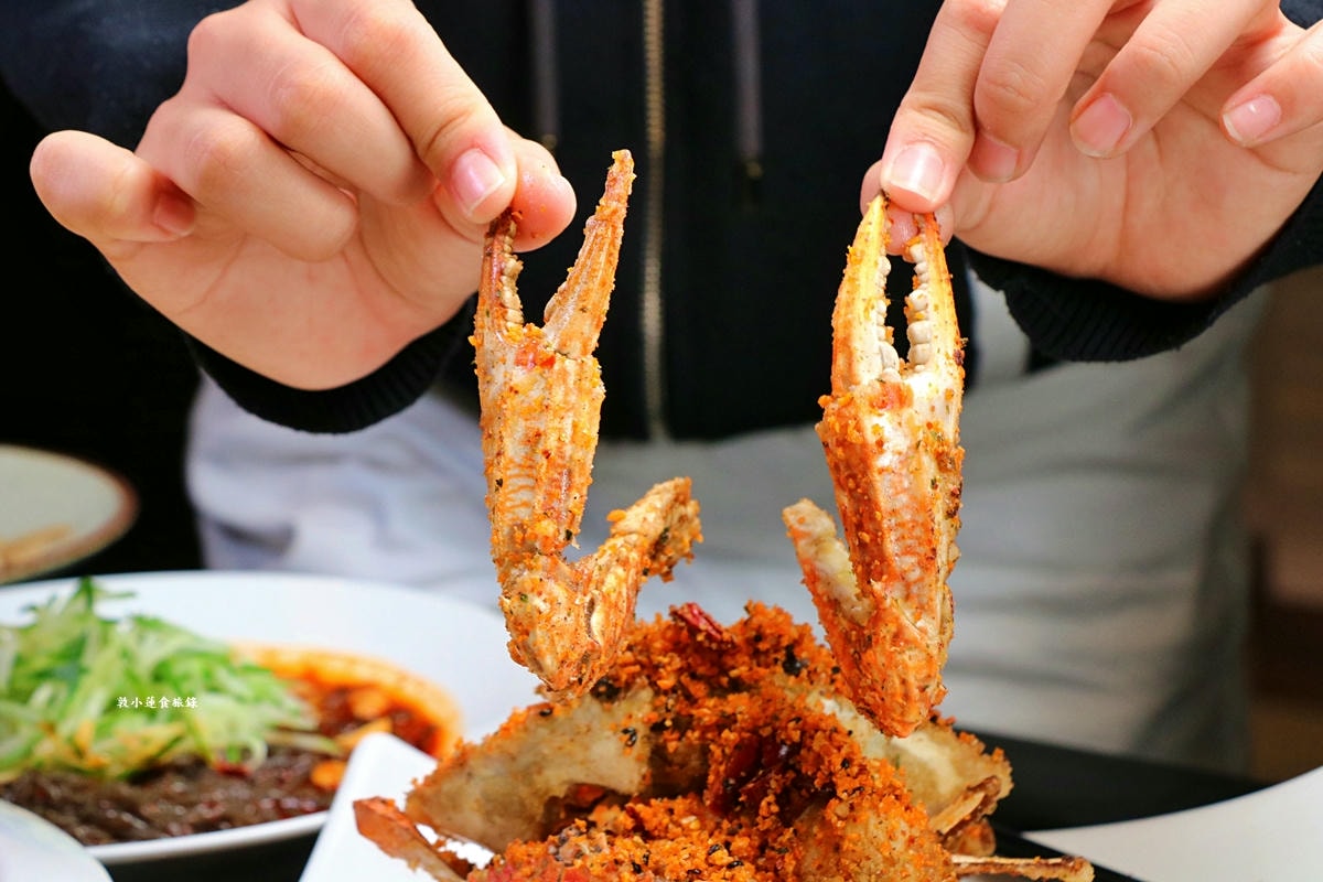 大宅門乾鍋鴨頭‧一鍋二吃,東北特色料理菜,獨門醬料炒香麻而不辣,龍鳳高湯濃郁順口!! - 第22張圖 大宅門乾鍋鴨頭‧一鍋二吃,東北特色料理菜,獨門醬料炒香麻而不辣,龍鳳高湯濃郁順口!!