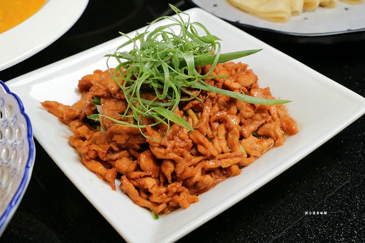 大宅門乾鍋鴨頭‧一鍋二吃,東北特色料理菜,獨門醬料炒香麻而不辣,龍鳳高湯濃郁順口!! - 第33張圖 大宅門乾鍋鴨頭‧一鍋二吃,東北特色料理菜,獨門醬料炒香麻而不辣,龍鳳高湯濃郁順口!!