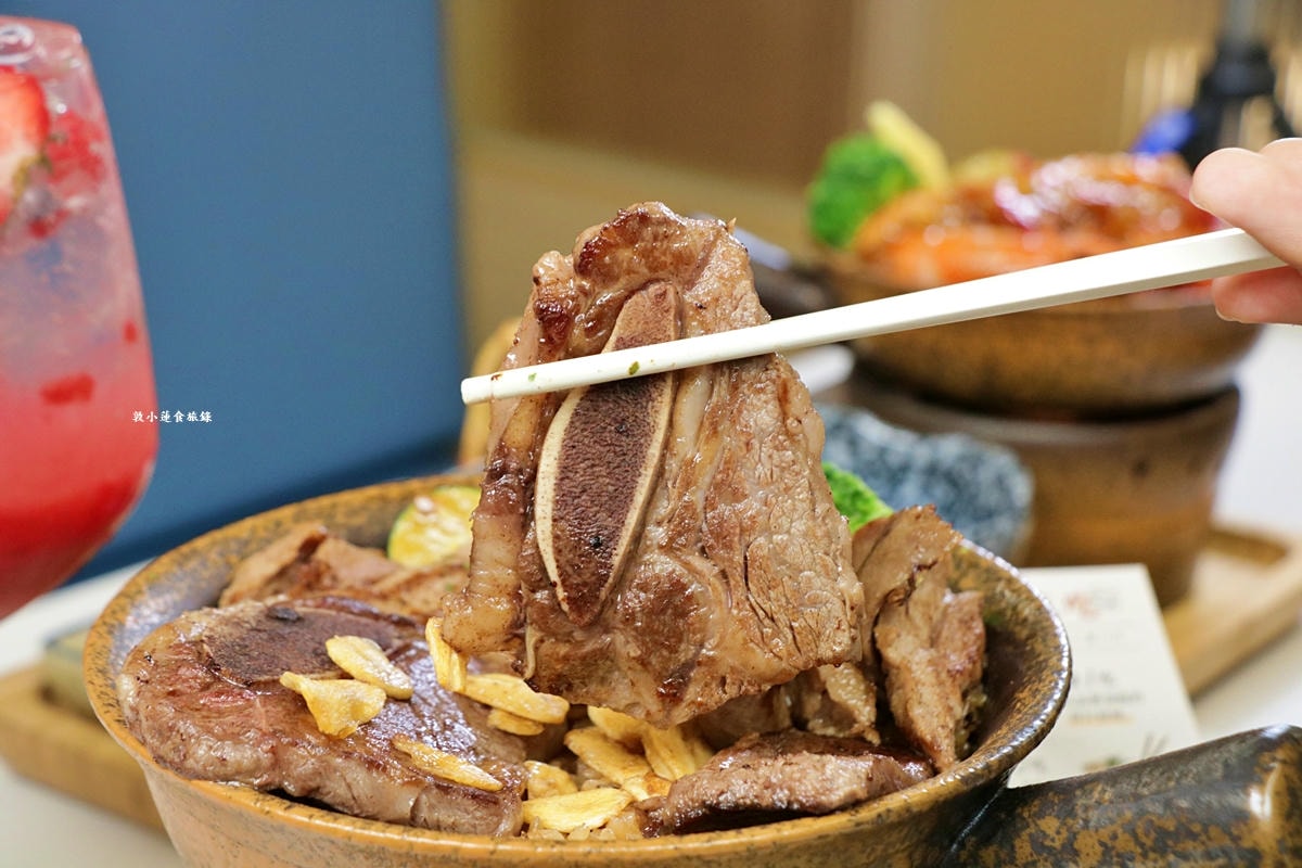 Mochi Mochi 鬆餅屋 高雄義享天地店‧聚餐約會新選擇,全台第一【極上釜飯】,豪華餐點儀式感滿滿,極黑熟成牛小排、炙燒干貝蝦濃郁超開胃!! - 第16張圖 Mochi Mochi 鬆餅屋 高雄義享天地店‧聚餐約會新選擇,全台第一【極上釜飯】,豪華餐點儀式感滿滿,極黑熟成牛小排、炙燒干貝蝦濃郁超開胃!!