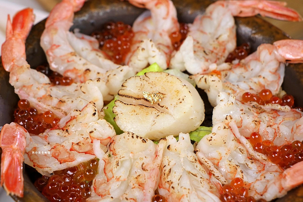 Mochi Mochi 鬆餅屋 高雄義享天地店‧聚餐約會新選擇,全台第一【極上釜飯】,豪華餐點儀式感滿滿,極黑熟成牛小排、炙燒干貝蝦濃郁超開胃!! - 第22張圖 Mochi Mochi 鬆餅屋 高雄義享天地店‧聚餐約會新選擇,全台第一【極上釜飯】,豪華餐點儀式感滿滿,極黑熟成牛小排、炙燒干貝蝦濃郁超開胃!!