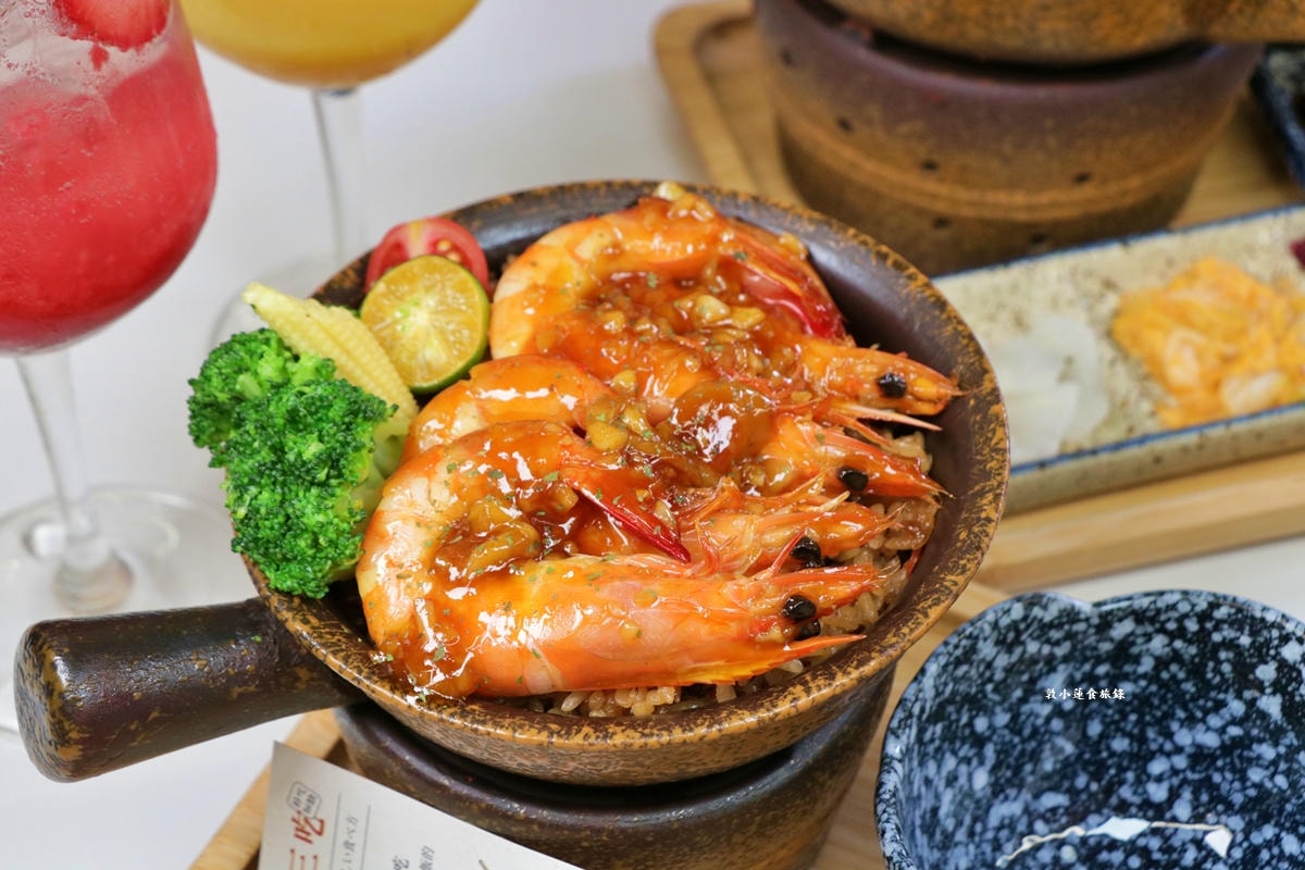 Mochi Mochi 鬆餅屋 高雄義享天地店‧聚餐約會新選擇,全台第一【極上釜飯】,豪華餐點儀式感滿滿,極黑熟成牛小排、炙燒干貝蝦濃郁超開胃!! - 第26張圖 Mochi Mochi 鬆餅屋 高雄義享天地店‧聚餐約會新選擇,全台第一【極上釜飯】,豪華餐點儀式感滿滿,極黑熟成牛小排、炙燒干貝蝦濃郁超開胃!!