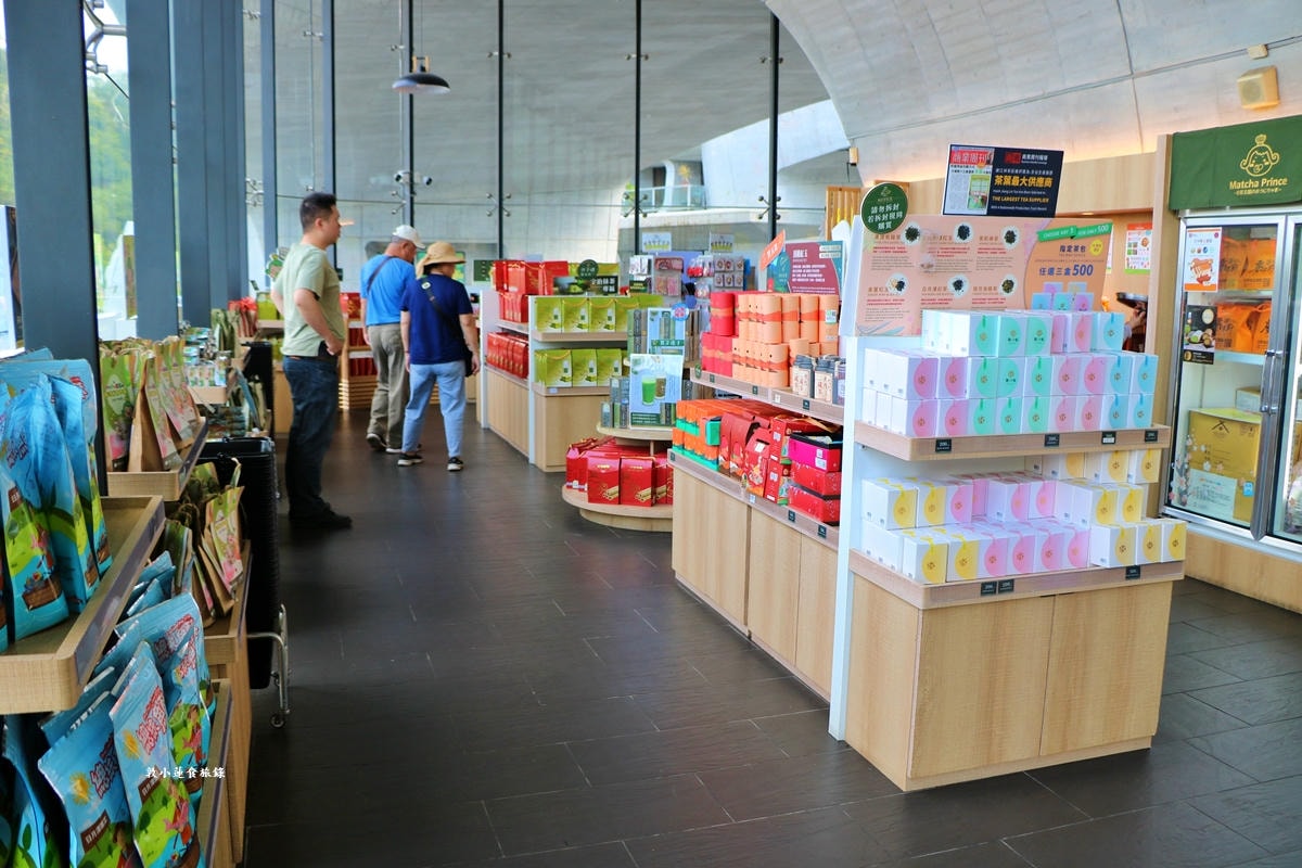 Matcha Prince茶茶王国のおうじちゃま X 日月潭向山店‧日本京都抹茶茶飲品牌,來隻口感分明的宇治抹茶冰淇淋 - 第7張圖 Matcha Prince茶茶王国のおうじちゃま X 日月潭向山店‧日本京都抹茶茶飲品牌,來隻口感分明的宇治抹茶冰淇淋