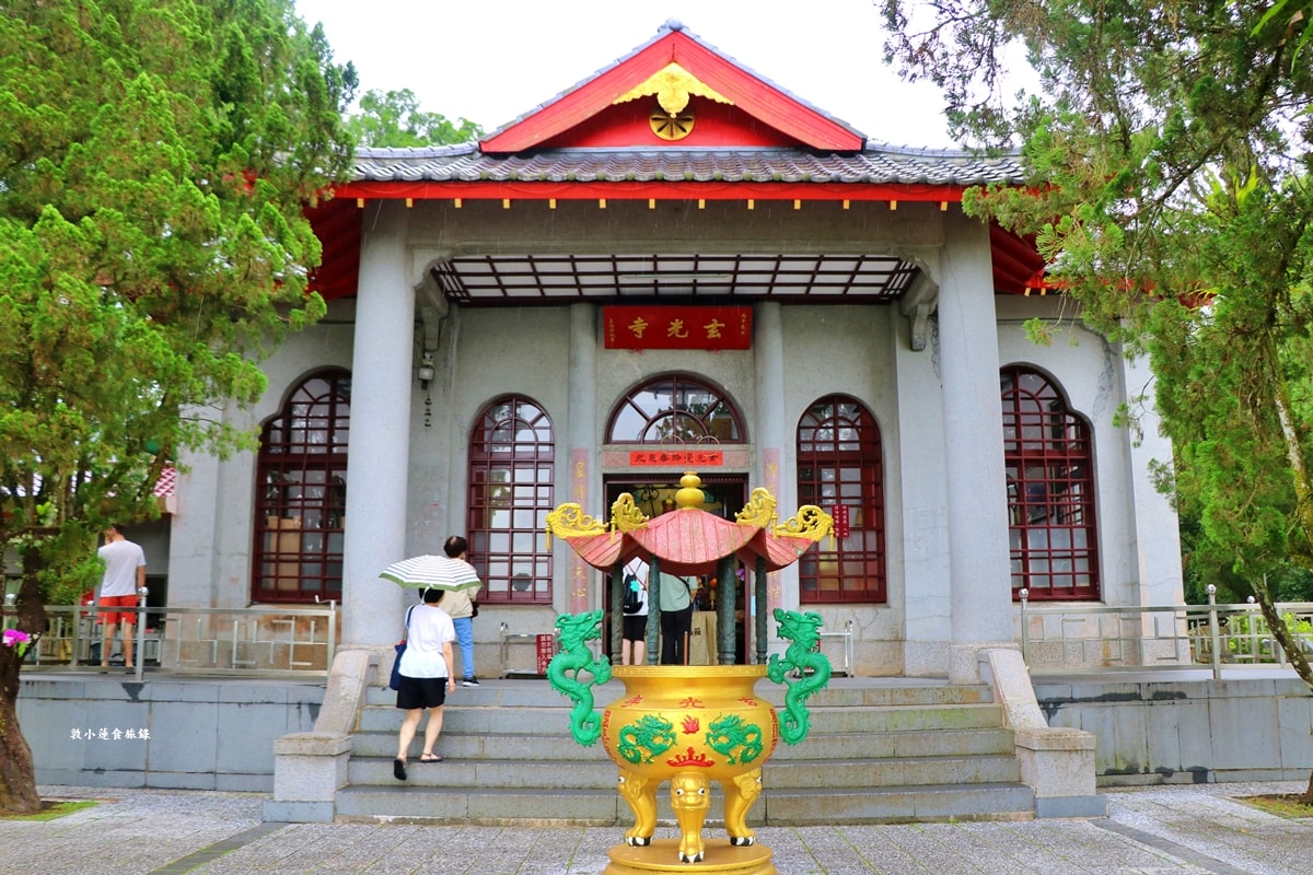 玄光寺&玄光碼頭‧青龍山步道起點玄光碼頭，參拜背山面潭唐式風格玄光寺!!