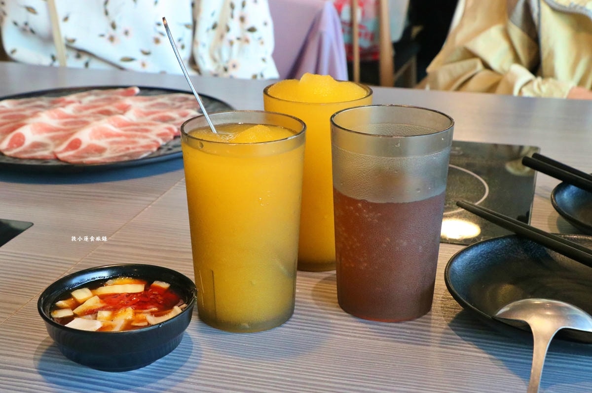 敝姓鍋 南投日月潭店‧水社商城景觀火鍋店，內附素食鍋物料理!!
