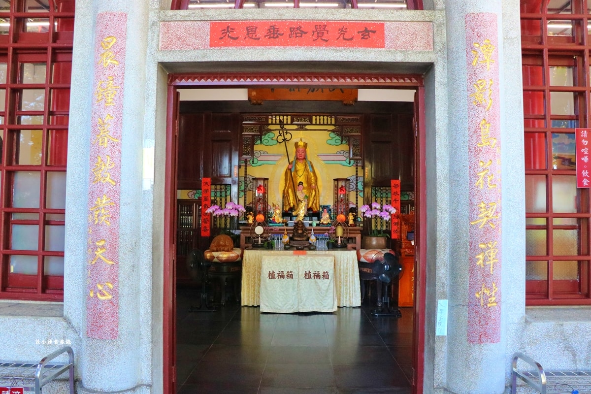 玄光寺&玄光碼頭‧青龍山步道起點玄光碼頭，參拜背山面潭唐式風格玄光寺!!