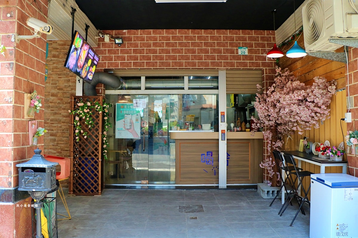 韓國料理 一日三餐삼시세끼 ‧巷弄中超低調的家庭韓式料理，不用300元就能吃到200g的龍蝦豆腐個人鍋，份量極多平價聚餐首選!!