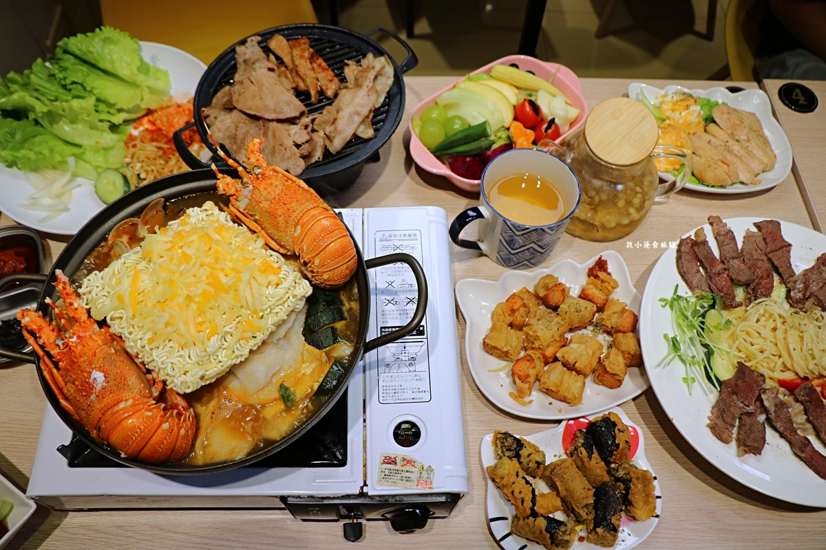 韓國料理 一日三餐삼시세끼 ‧巷弄中超低調的家庭韓式料理，不用300元就能吃到200g的龍蝦豆腐個人鍋，份量極多平價聚餐首選!!