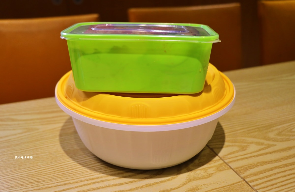 韓國料理 一日三餐삼시세끼 ‧巷弄中超低調的家庭韓式料理，不用300元就能吃到200g的龍蝦豆腐個人鍋，份量極多平價聚餐首選!!