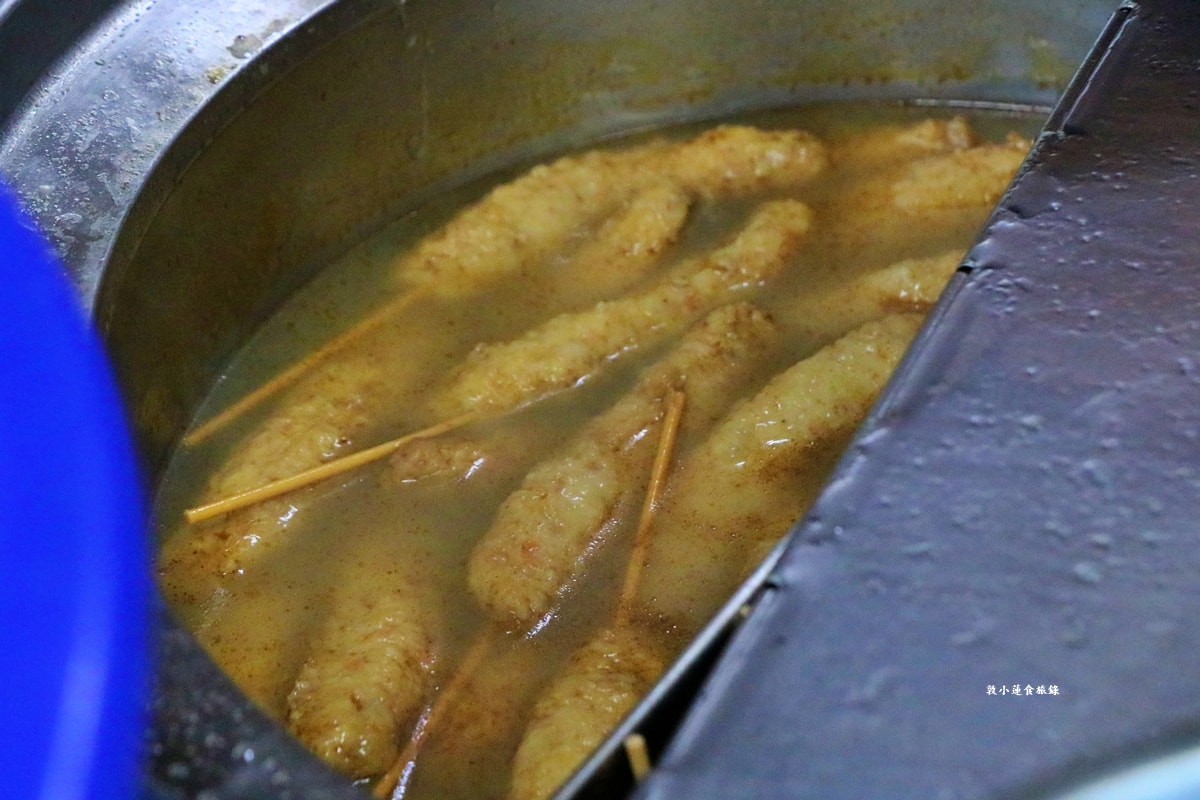 阿麗鍋燒麵‧古早味人氣井鍋燒,爆棚排隊人潮只要60元俗俗價格,黑輪、米血每桌必配 - 第4張圖 阿麗鍋燒麵‧古早味人氣井鍋燒,爆棚排隊人潮只要60元俗俗價格,黑輪、米血每桌必配
