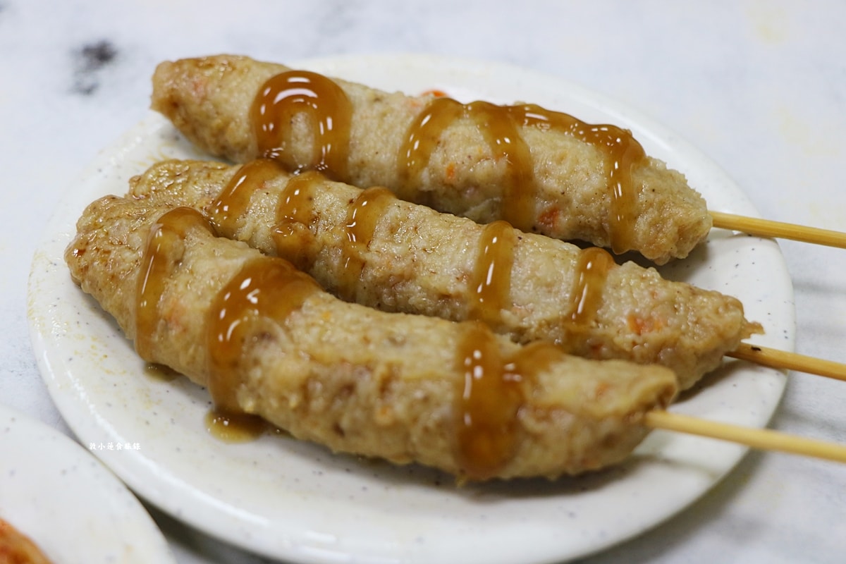 阿麗鍋燒麵‧古早味人氣井鍋燒,爆棚排隊人潮只要60元俗俗價格,黑輪、米血每桌必配 - 第11張圖 阿麗鍋燒麵‧古早味人氣井鍋燒,爆棚排隊人潮只要60元俗俗價格,黑輪、米血每桌必配