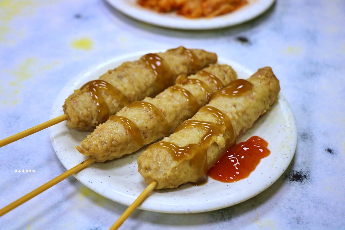 阿麗鍋燒麵‧古早味人氣井鍋燒,爆棚排隊人潮只要60元俗俗價格,黑輪、米血每桌必配 - 第12張圖 阿麗鍋燒麵‧古早味人氣井鍋燒,爆棚排隊人潮只要60元俗俗價格,黑輪、米血每桌必配