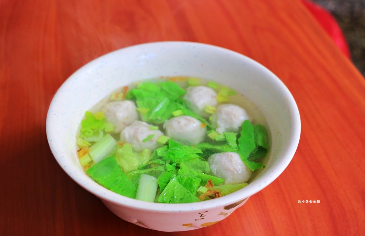 阿婆意麵‧師大公園旁的六十年炒麵攤，古早味的炒意麵酸甜口感，銅板美食物超所值!!