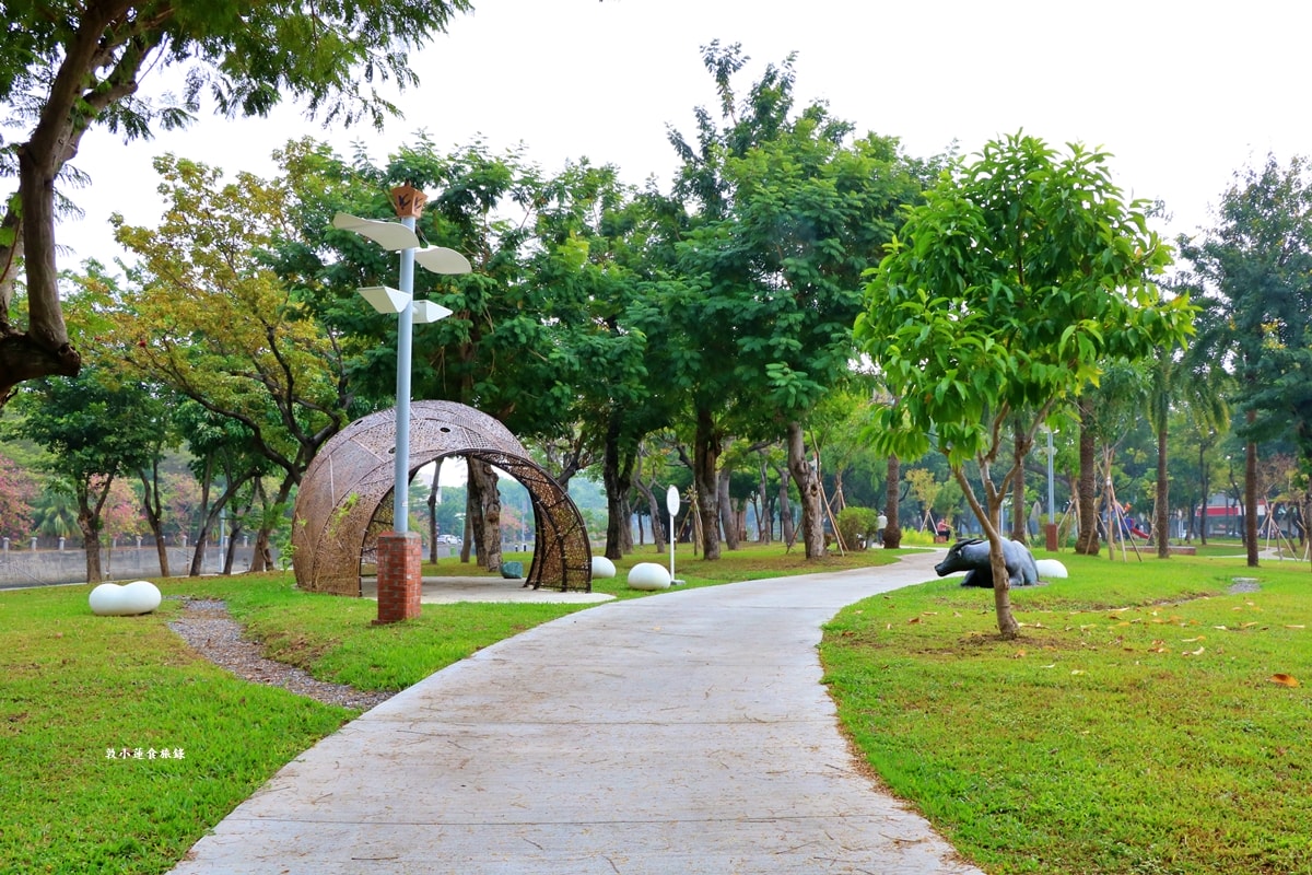 盤花公園‧榮獲2025年城市工程品質金質獎,愛河之心與中都濕地之間,全臺獨一無二盤花公園!!! - 第18張圖 盤花公園‧榮獲2025年城市工程品質金質獎,愛河之心與中都濕地之間,全臺獨一無二盤花公園!!!