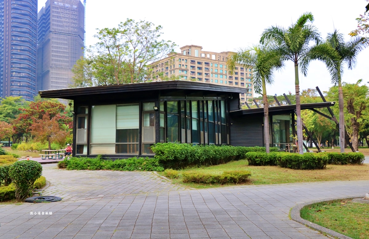 凹子底森林公園‧冬季限定美景落羽松,綠、黃、橘紅色交織,數十種鳥類聚集,捷運凹子底站即到!! - 第10張圖 凹子底森林公園‧冬季限定美景落羽松,綠、黃、橘紅色交織,數十種鳥類聚集,捷運凹子底站即到!!