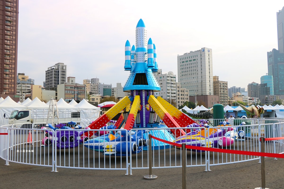 2026 高雄冬日樂園‧鹹蛋超人陪你過新年，初代超人力霸王 × 超人力霸王迪卡 眾多男孩的童年回憶!!