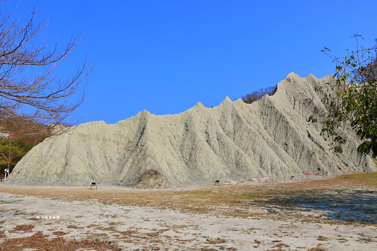 月世界地景公園‧曾經滄海月世界泥岩惡地,南台灣特殊地景著名的地質奇觀 - 第13張圖 月世界地景公園‧曾經滄海月世界泥岩惡地,南台灣特殊地景著名的地質奇觀
