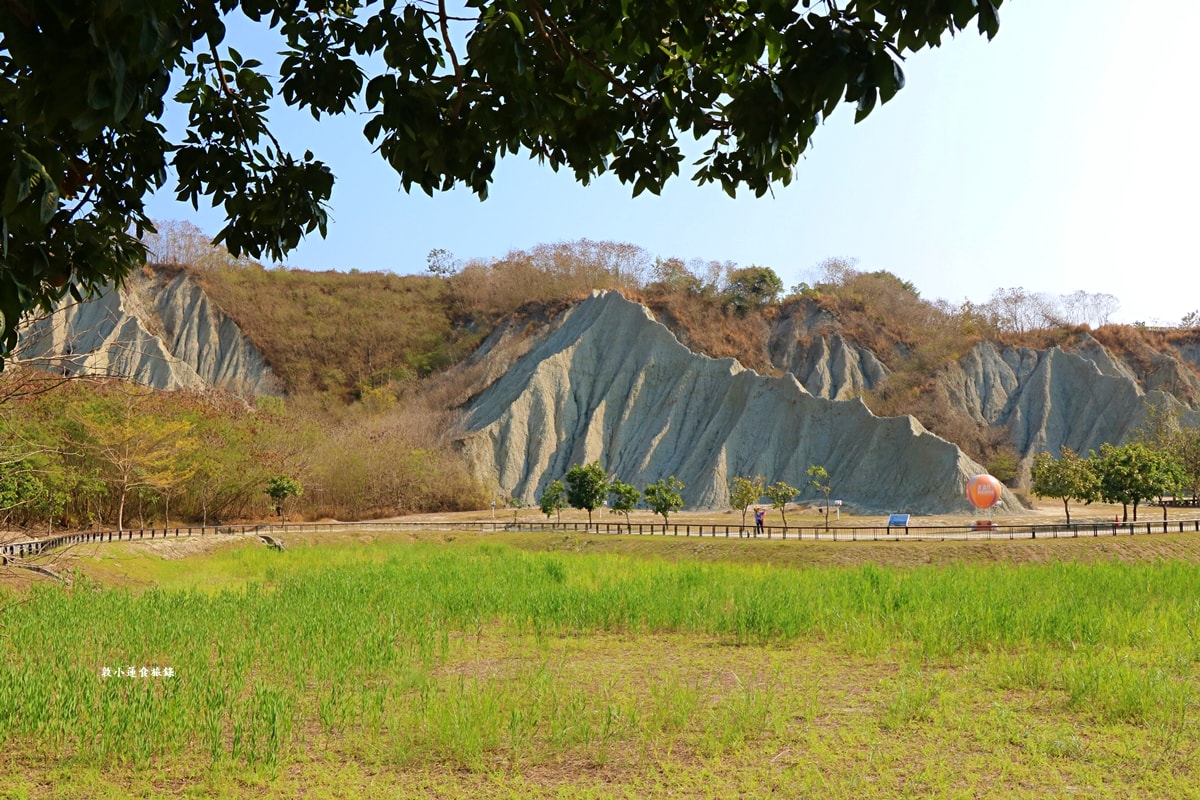 月世界地景公園‧曾經滄海月世界泥岩惡地,南台灣特殊地景著名的地質奇觀 - 第10張圖 月世界地景公園‧曾經滄海月世界泥岩惡地,南台灣特殊地景著名的地質奇觀