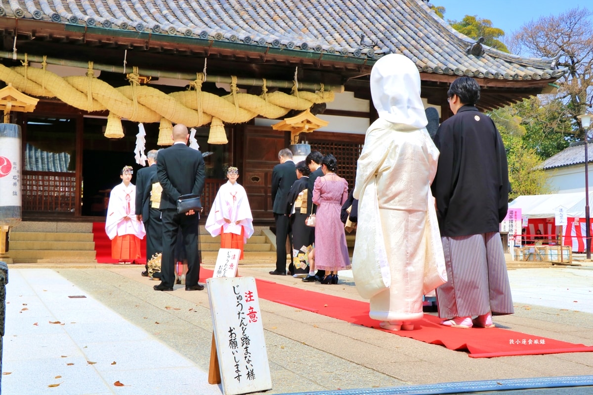 【岡山倉敷】阿智神社‧櫻花與紫藤圍繞的神社,四月櫻花五月紫藤,最美的御守-花纏守 - 第16張圖 【岡山倉敷】阿智神社‧櫻花與紫藤圍繞的神社,四月櫻花五月紫藤,最美的御守-花纏守