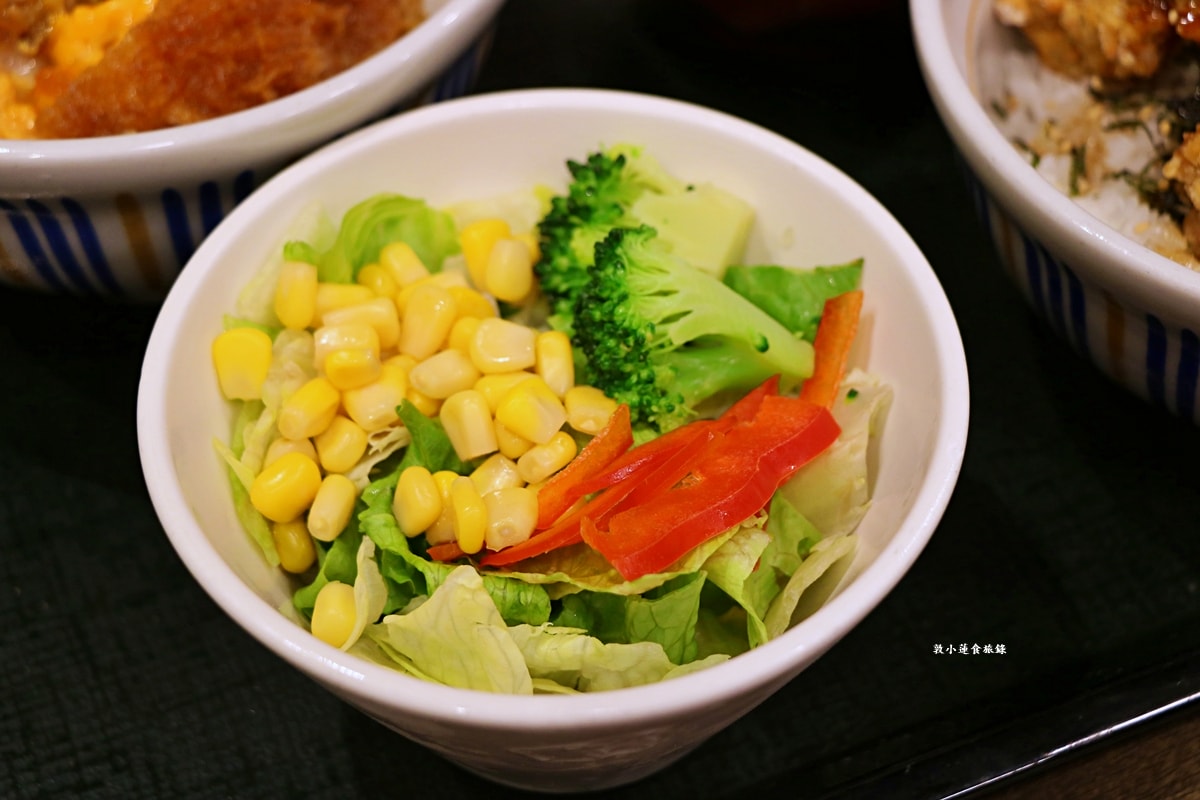 【日本大阪】なか卯 松屋町店‧內行才知道的Nakau 丼飯與烏龍麵的連鎖店，價格親民份量不輸Sukiya