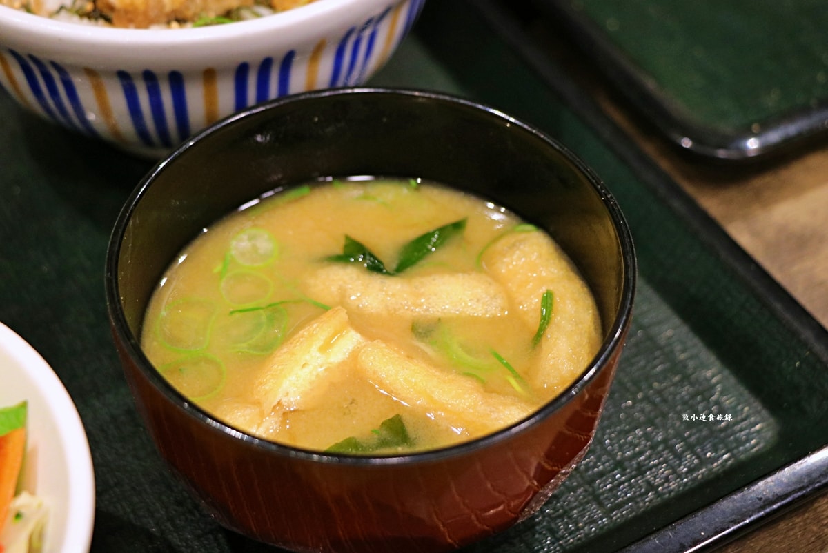 【日本大阪】なか卯 松屋町店‧內行才知道的Nakau 丼飯與烏龍麵的連鎖店，價格親民份量不輸Sukiya