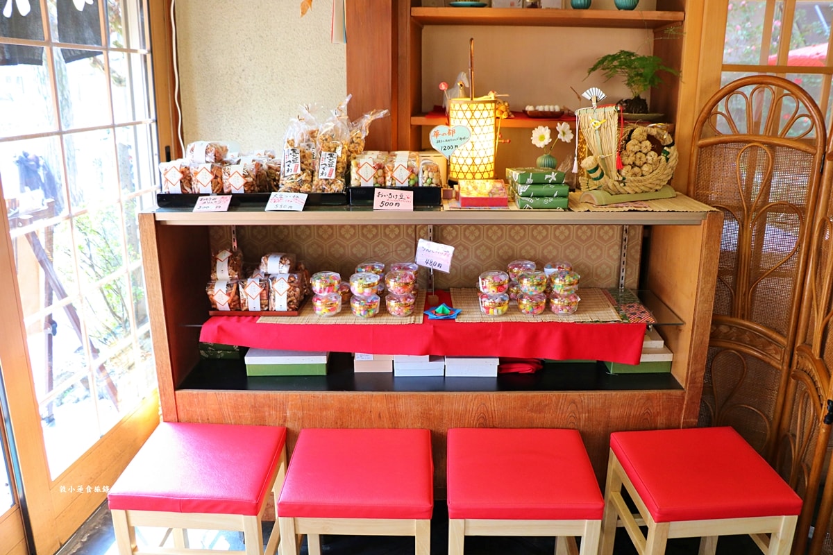 【日本京都】加茂みたらし茶屋‧百年傳統老店,下鴨神社不能錯過的甜點美食御手洗糰子 - 第5張圖 【日本京都】加茂みたらし茶屋‧百年傳統老店,下鴨神社不能錯過的甜點美食御手洗糰子