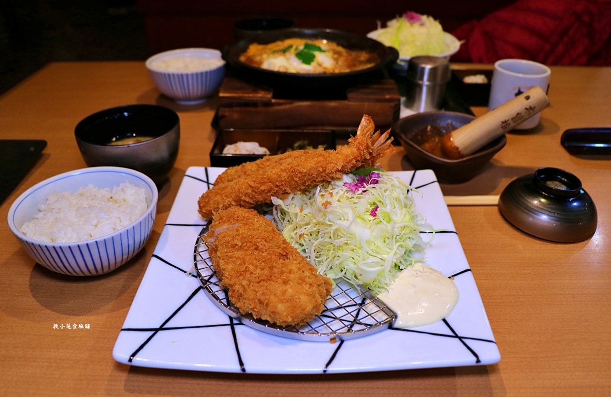 【日本大阪】しゃぶかつ かつ喜 シークル店‧臨空城Outlet豬排店,多種豬排定食組合,高麗菜絲、白飯、味噌湯無限量供應 - 第10張圖 【日本大阪】しゃぶかつ かつ喜 シークル店‧臨空城Outlet豬排店,多種豬排定食組合,高麗菜絲、白飯、味噌湯無限量供應