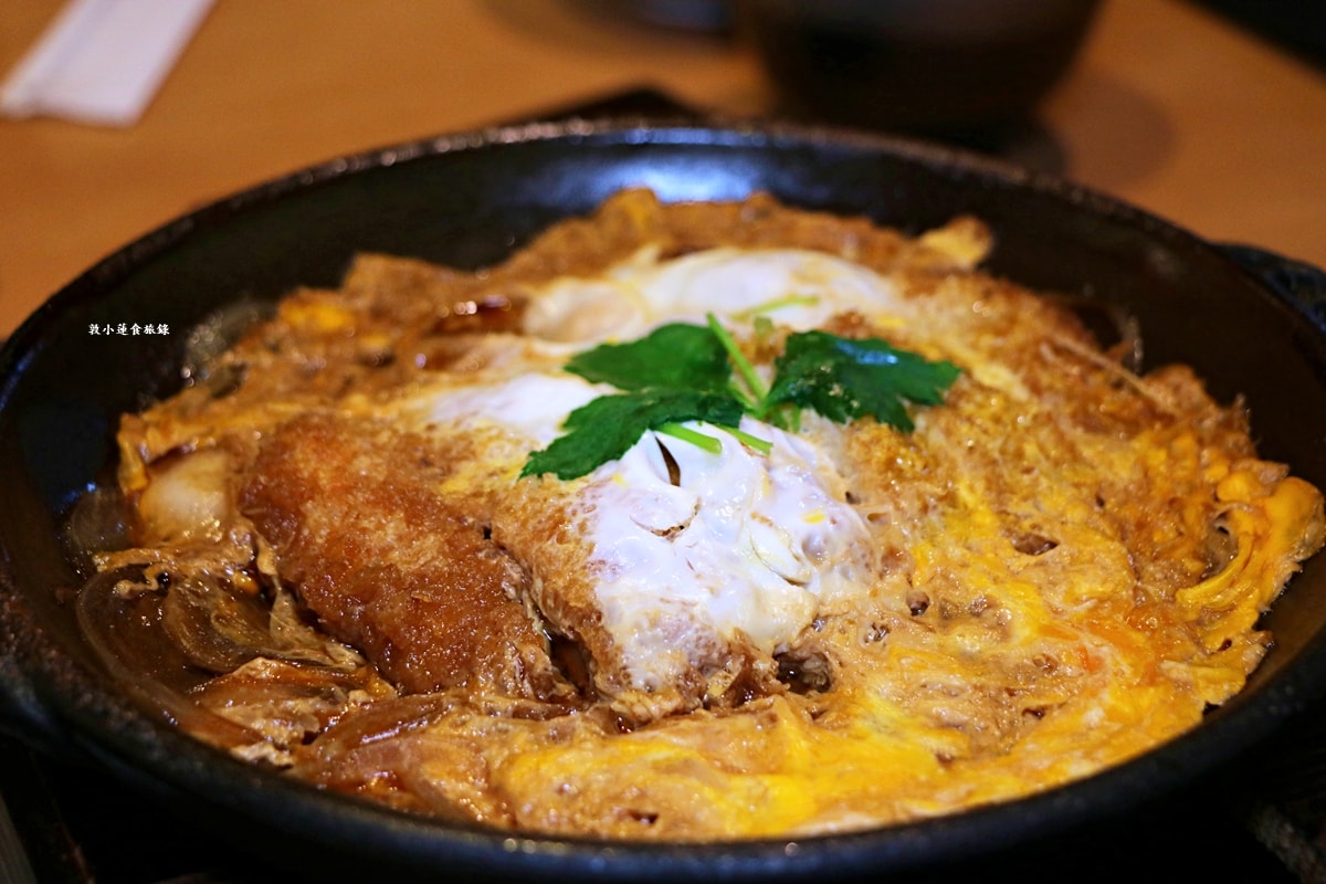 【日本大阪】しゃぶかつ かつ喜 シークル店‧臨空城Outlet豬排店,多種豬排定食組合,高麗菜絲、白飯、味噌湯無限量供應 - 第15張圖 【日本大阪】しゃぶかつ かつ喜 シークル店‧臨空城Outlet豬排店,多種豬排定食組合,高麗菜絲、白飯、味噌湯無限量供應