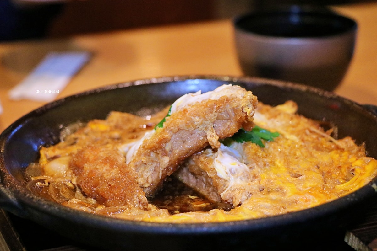 【日本大阪】しゃぶかつ かつ喜 シークル店‧臨空城Outlet豬排店,多種豬排定食組合,高麗菜絲、白飯、味噌湯無限量供應 - 第16張圖 【日本大阪】しゃぶかつ かつ喜 シークル店‧臨空城Outlet豬排店,多種豬排定食組合,高麗菜絲、白飯、味噌湯無限量供應